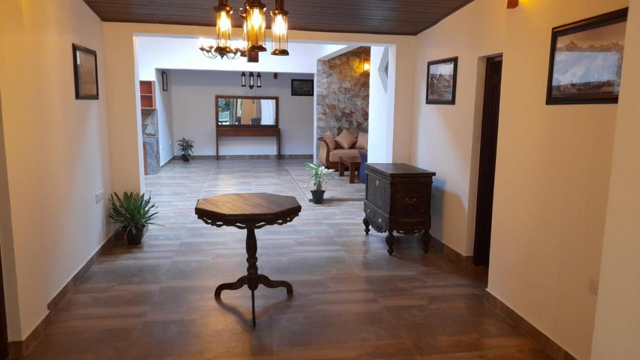 Villa D55 康提 外观 照片
