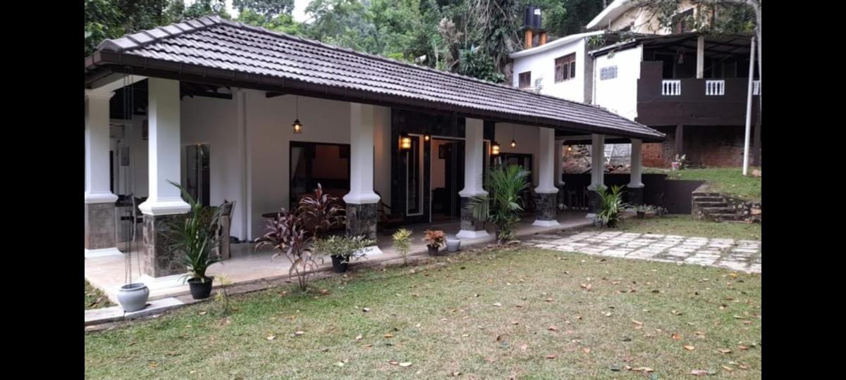 Villa D55 康提 外观 照片
